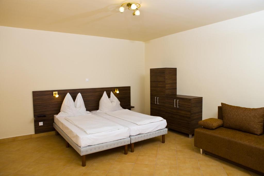 Balaton Eldorado Camping Badacsonytördemic Quarto foto